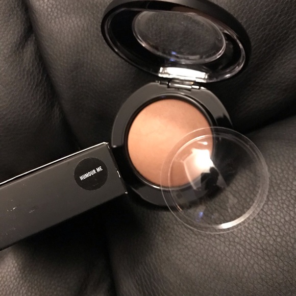 Sold! Last One!!!! Mac Mineralize Blush Color: Humor Me - Picture 2 of 2